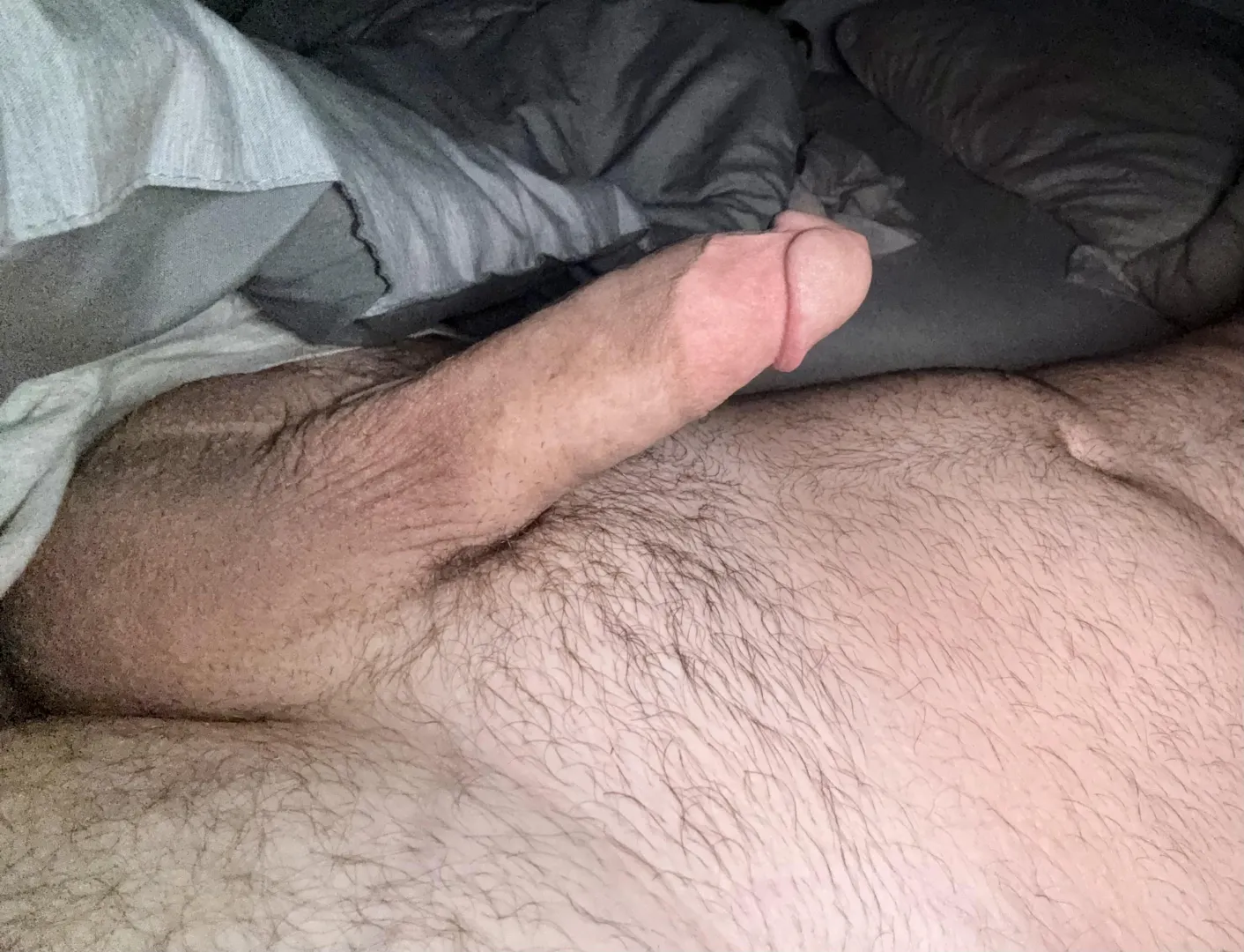 [33] hard to go to bed posted by Warthog188