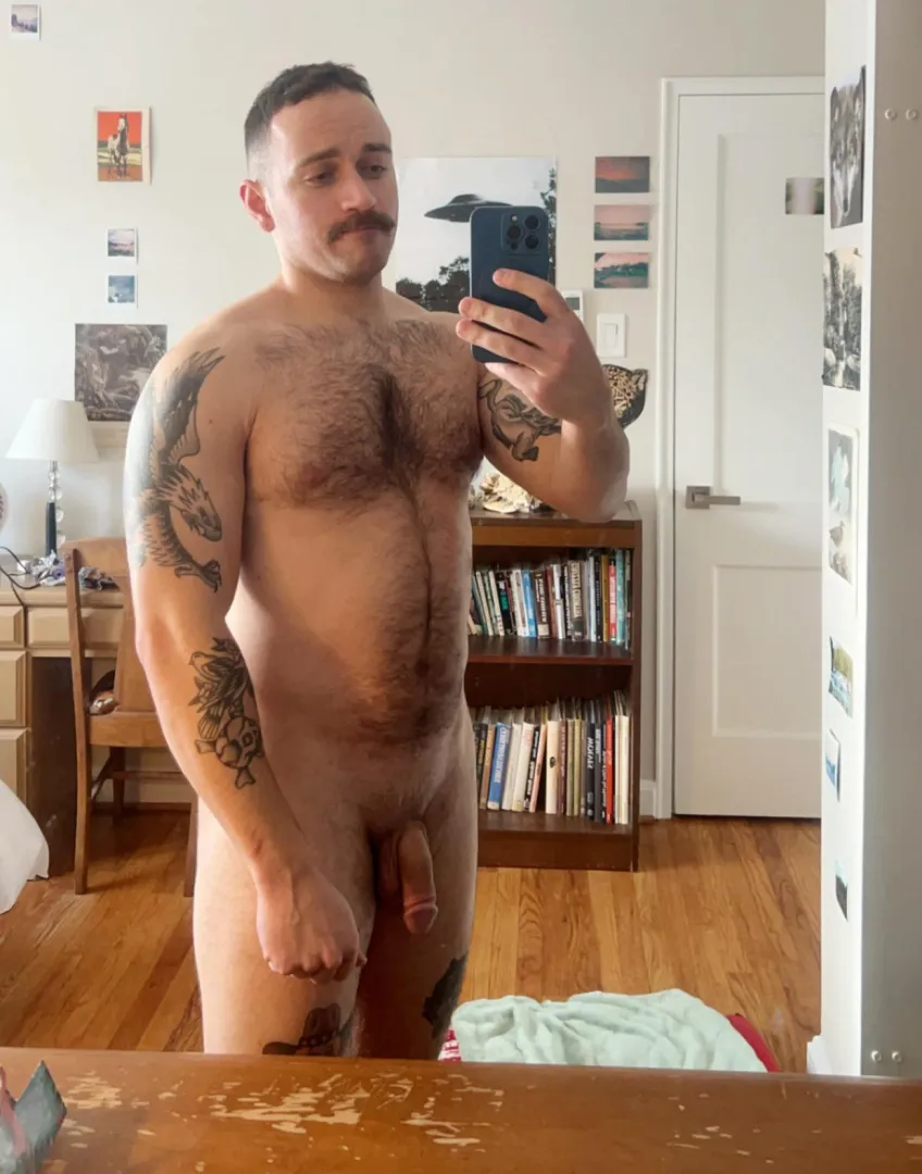 33 in my bedroom posted by natureboyfourlife