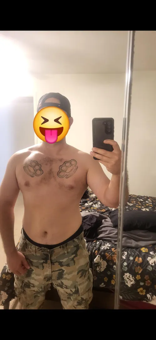 33 [M4F] - Any Oahu girls need a v-day lover? posted by C808SouthShore