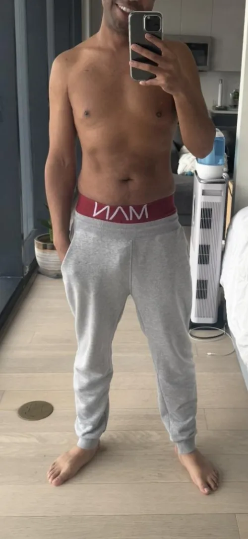 33 [M4M] Nudist Bro. Looking to find a chill guy to get naked with. Talk about sex. Share photos. Jerk together. Tag chicks/dudes. Down for groups. The freakier the better. Let’s make some fun and nut with each other. Dallas/SMU by dallas92male