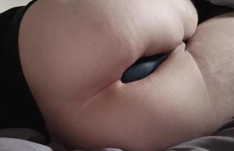 [33] Need to find an older guy to make me their play toy by Asleep-Base3859