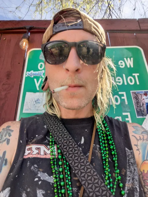 33M Looking to see if any females would wanna join for some boat fun this weekend. GUN BARREL CITY We could mess around or just have a good time and kick it. ..ALL GOOD VIBES.. by wookful