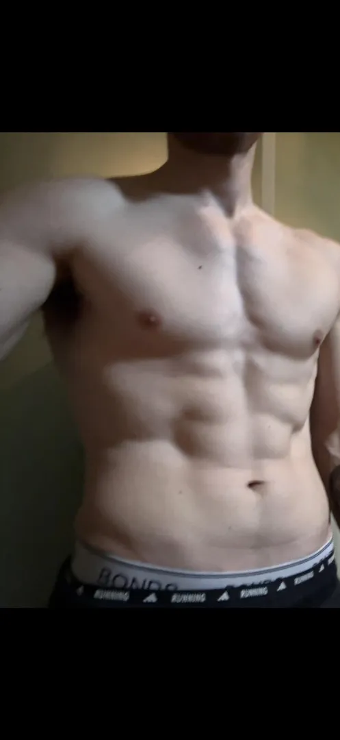 34 M Prahran Thursday host needed posted by Right_Result5090