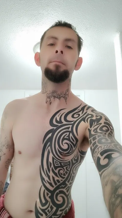 34 m seeking f .got a room in Modesto hosting for F or MF by Material_Stand_1202