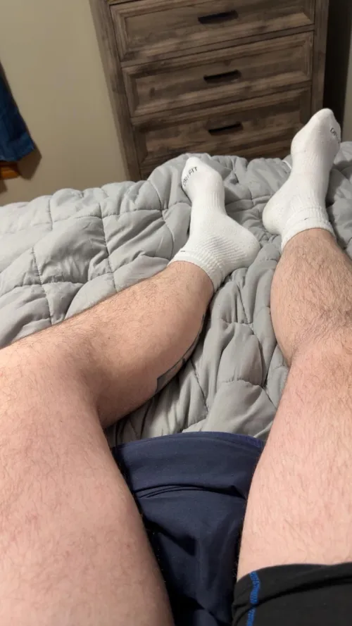 (34) straight bro looking for bromance… SFW or NSFW are fine with me. Snap and tele in bio by Curious413413