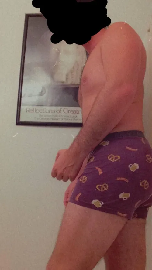 [34m] Thick BWC Bull in Fairhope, AL by Secure_Process7922