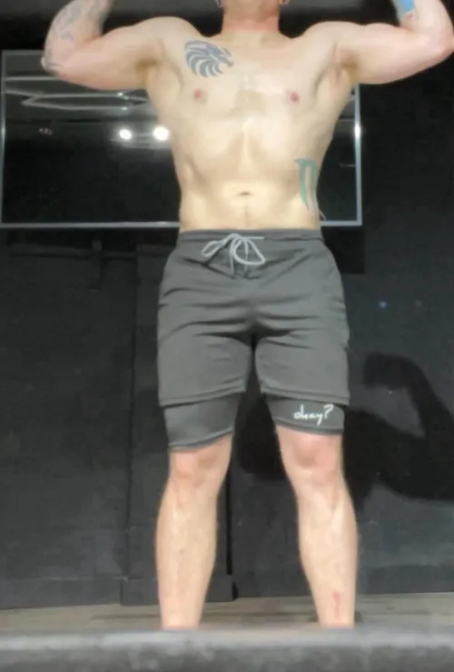 34M4F or FM by OstrichOwn2846