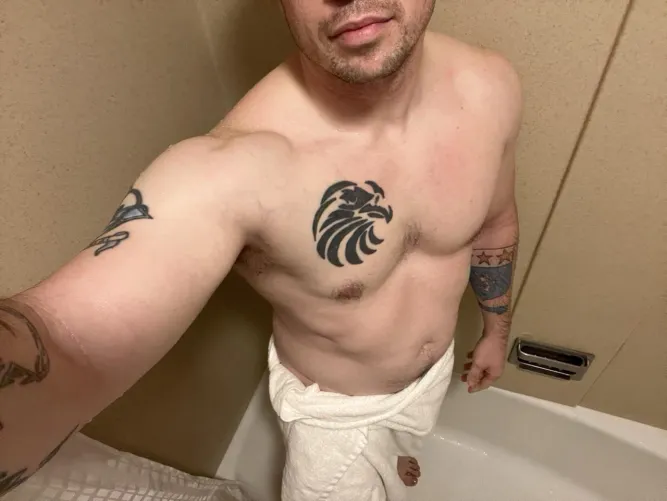 34M4F or FM Anyone available tonight? by OutrageousYam8597