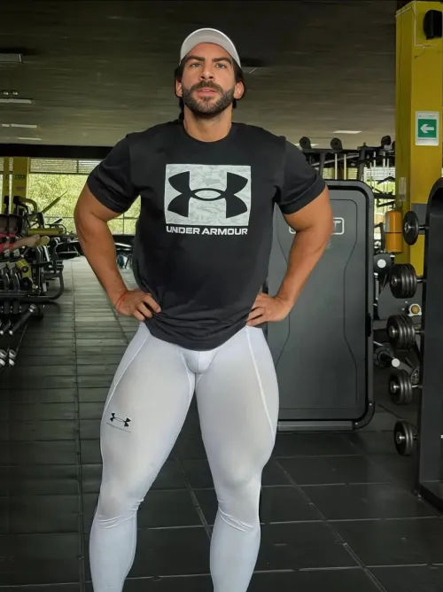 35 Bi , in the gym by Diligent_Midnight912