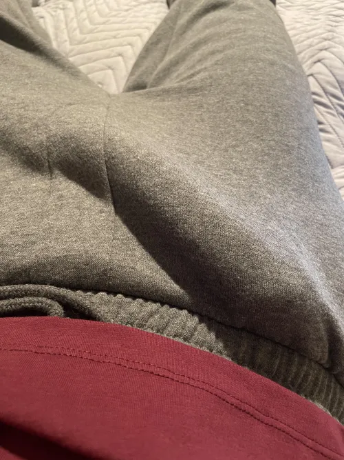 35 [M4F or F/M] hosting Bayside by KiwiinAus90