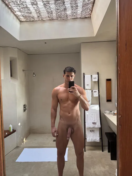 (35) who can get this horse cock hard by nikolajmodel