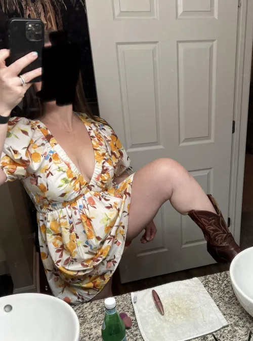 35F/37M - MF/MF-F. Wife run acct ❤️ by Low_Revolution3643