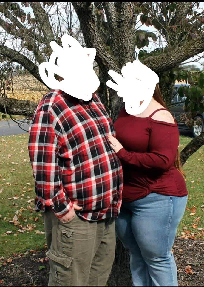 35m 32f looking for couple maybe the right single dm us talk see where it goes posted by LongjumpingPop4460