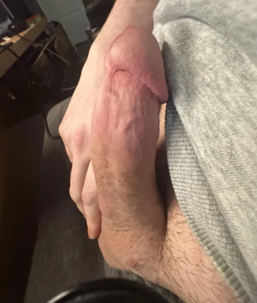 35m Bi Keep me company while I wfh? Come say hi by bicumwizard