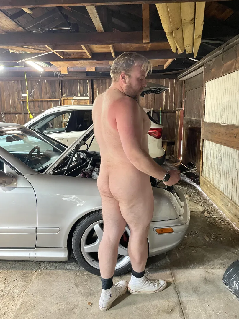 (36) Gotta have the right tool for the job ️⚙️ posted by 1_thickdad