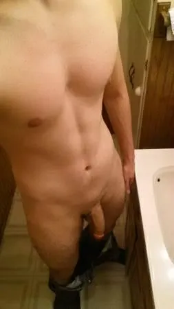 36 [M4F] #Pittsburgh - Athletic, Charismatic, Laid Back, SWM posted by Pittsburgh41222