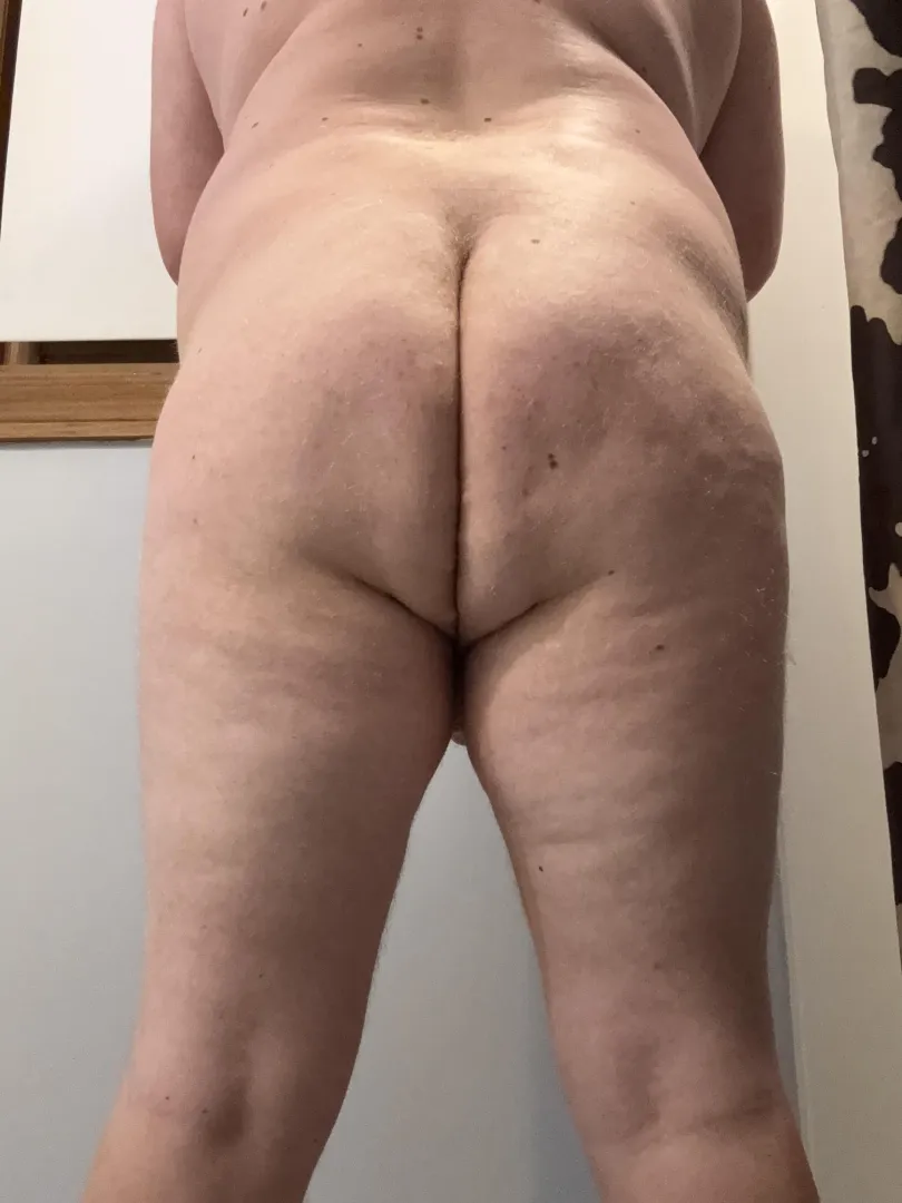 36 married guy home alone posted by Ok_External_8427