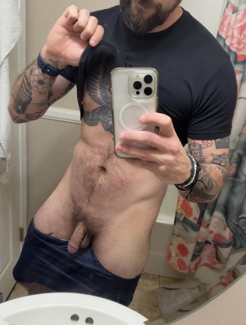(36) Need a gym buddy posted by Hideyourcheese