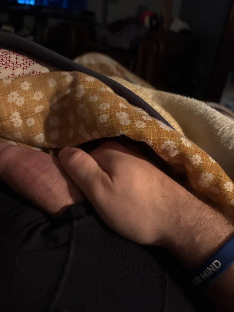 37 hung horny married muscle uniform for bro time. J_hunter6554 posted by Mammoth_D_958