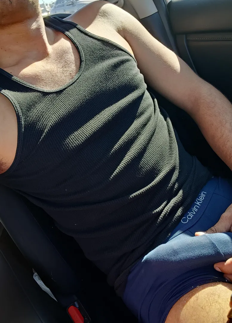 37 [m4m] looking for curious Bros to jerk with posted by Overall_Cicada397