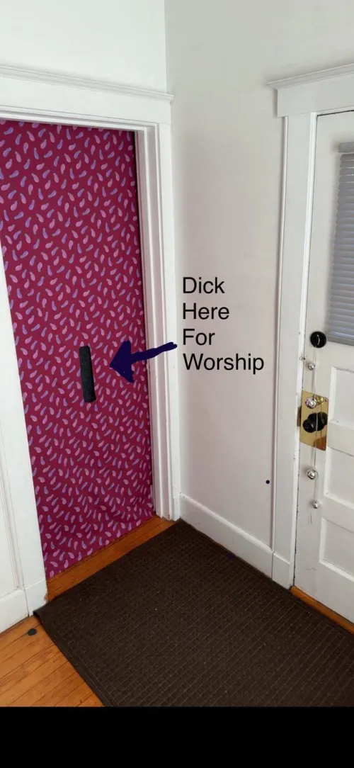 38 [m4m] #Harrisburg - Any Straight or Curious honey guys wanna try GloryHole head? by Ok_Raisin_6309