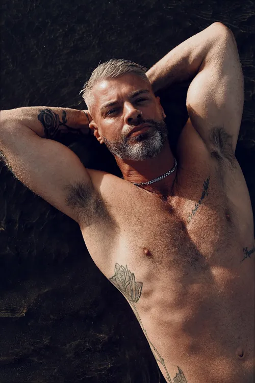 39 Get you head buried in there bro by BarelyJustinThyme