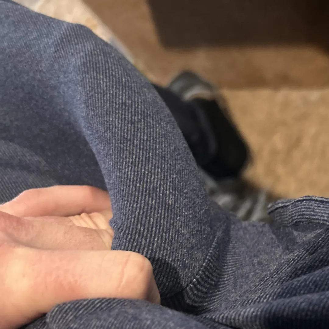 39 m 4 f #hermosa . Single live alone, free through the holidays posted by ZuchiniBetweenMelons