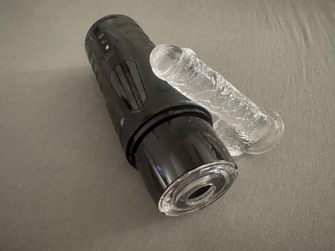 39 [M4M] - Fort Worth - Very discreet and looking to drain your cock while you watch VR Porn - Cum & Go by TexasMan2019