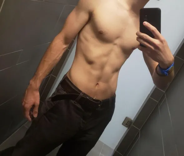 39 year old guy here looking for some hot clean fun by realfun314