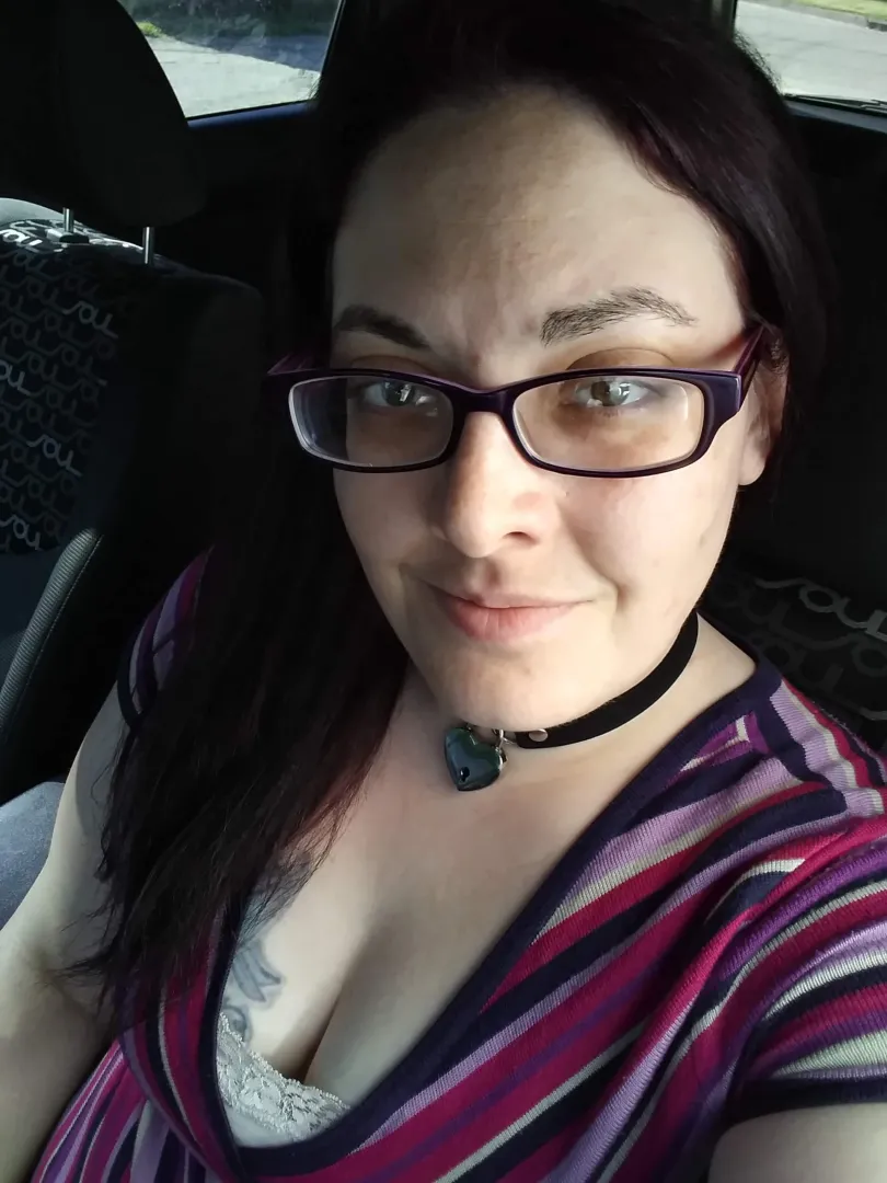 39f/29m looking for a 3rd for some fun times! posted by Hour_Tangerine_1314