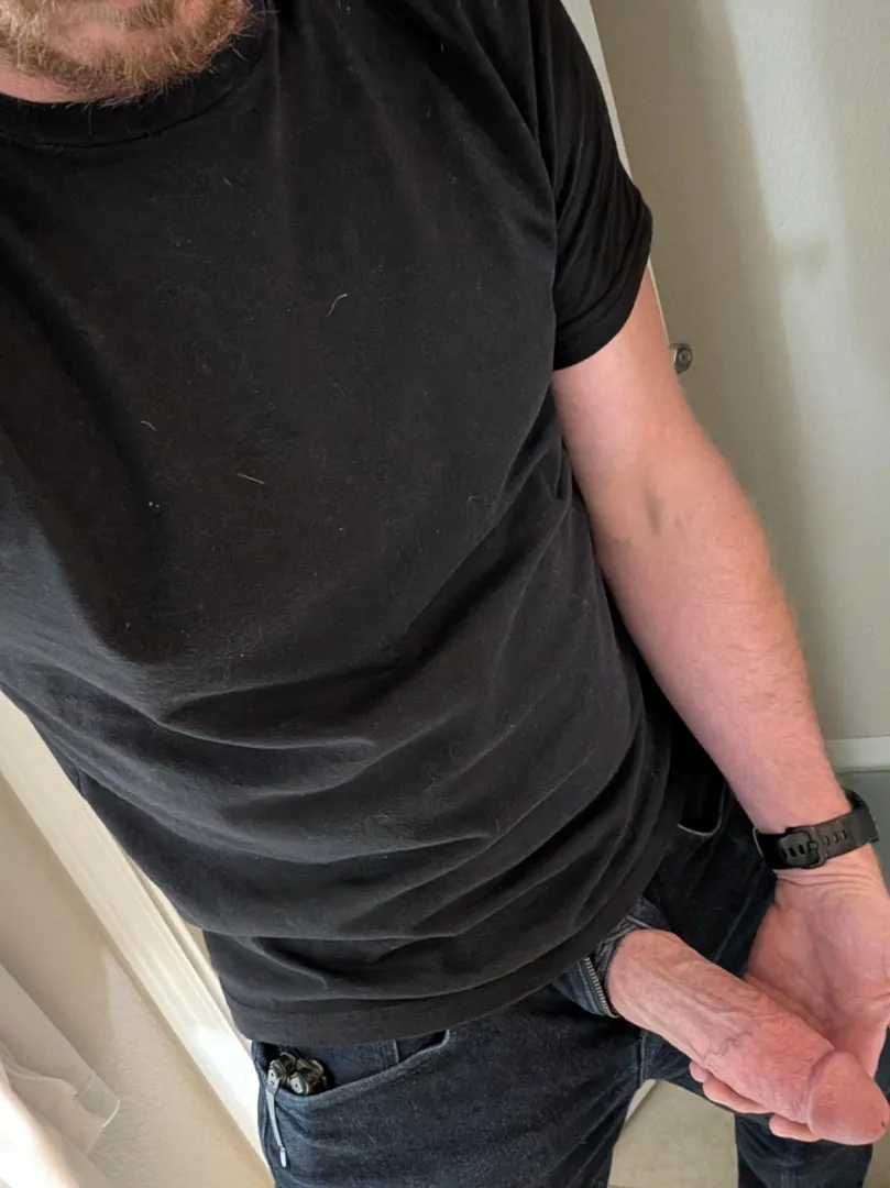 [40] busting out of my jeans posted by IYKYK_303