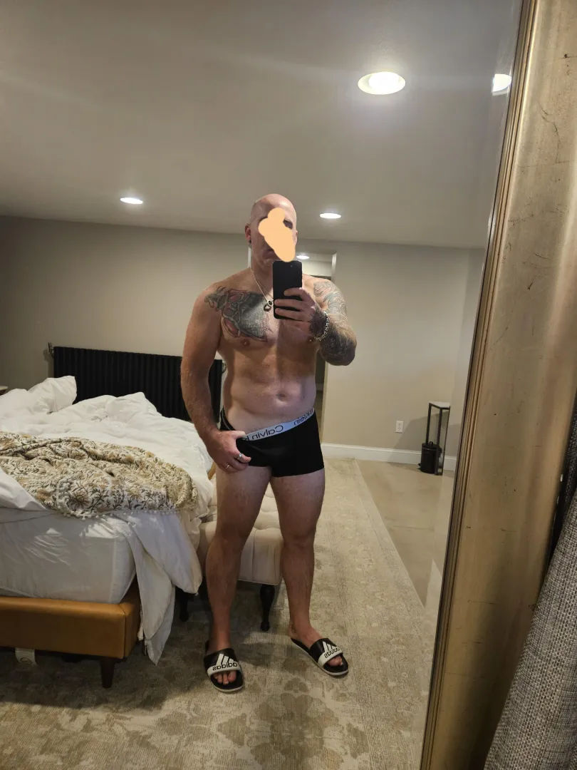 (40) just me posted by DistinctExit2635