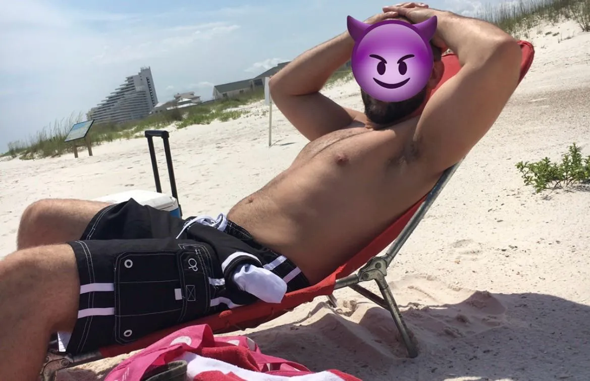 40 wm Married and looking posted by unnaturaldisaster9