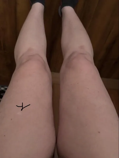 406 Thighs for your Thursday by Bad_Bunny62391