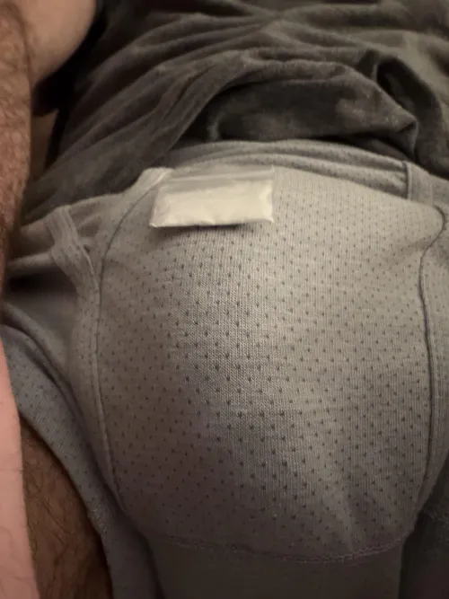 40m straight and wanna show my hard coked out package to any ladies that wanna take a look by AccountantOk9541