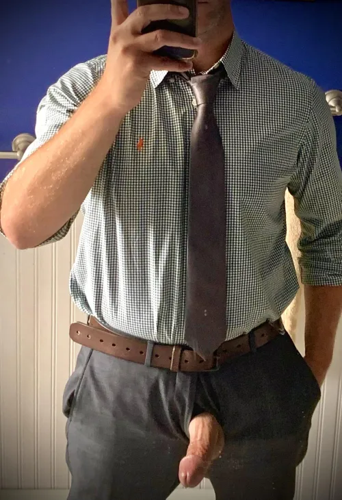 [41] long day of work…just getting out of these clothes! by That-Pie-8933