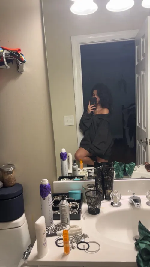 4’11 but i look better on my knees by [deleted]