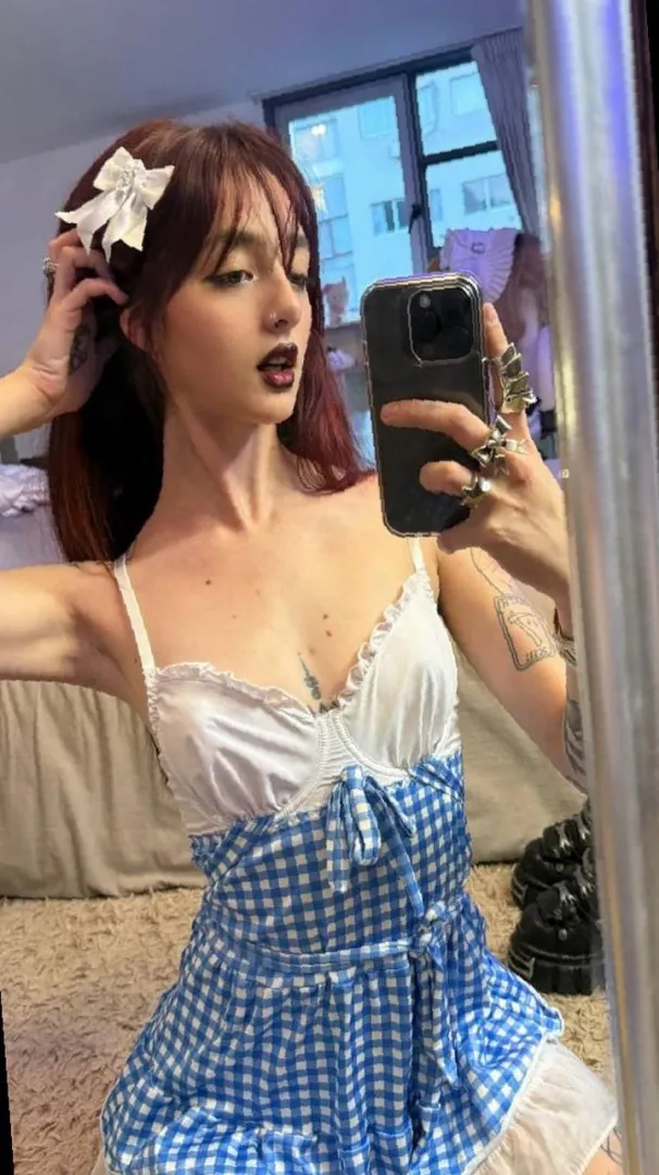 414 F188 Kinda horny, can’t host, local pls faster replies on lnssta: .lunazeryn'. posted by HonnyBrown