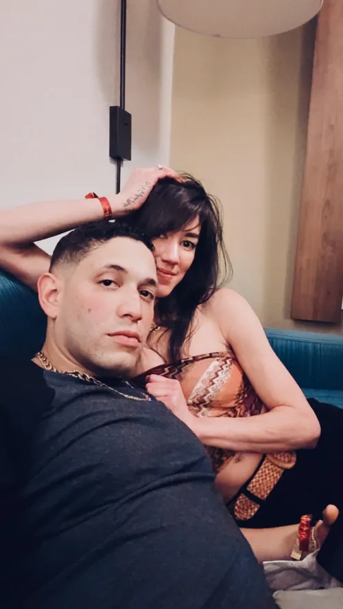 41M/41F 4MF Married couple looking for first swap experience by After_Zombie_6991