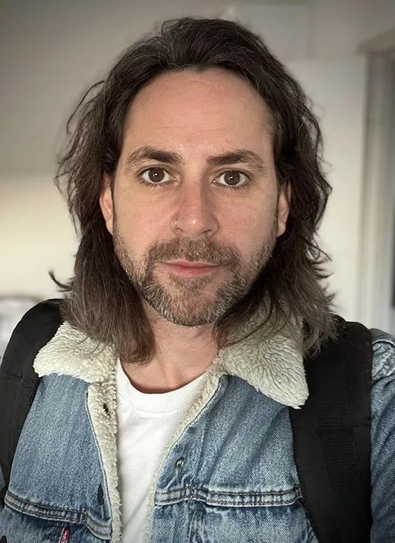 42 [M4F] #Basingstoke / Reading / Southampton - Looking for a younger long-term FWB posted by Lib-on-tour