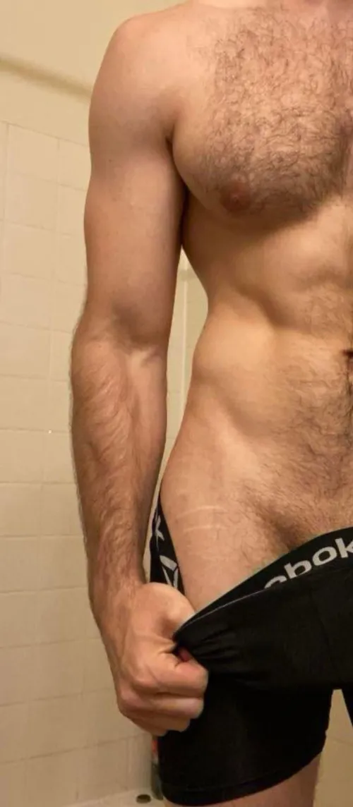 42 [M4F] This weather make you horny too!? Public groping? by badcountrydude