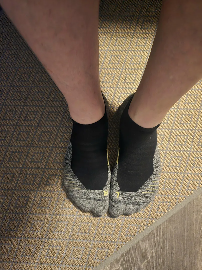 (42) Under Armour compression socks. posted by RNdaddie