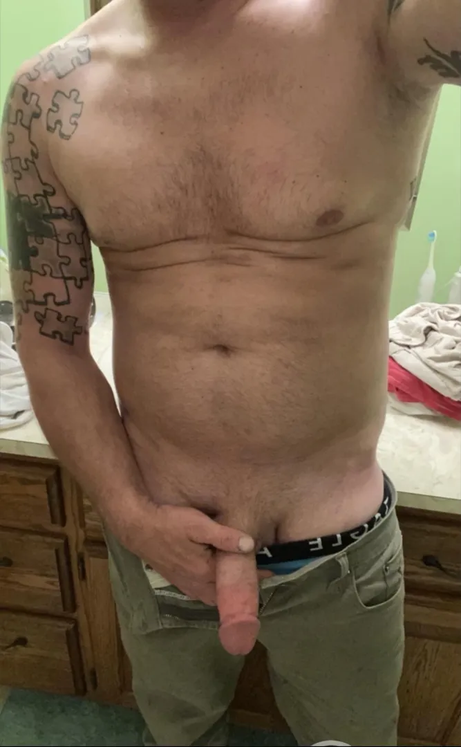 (43) Missouri dad hard after a hard days work posted by Fitswell82