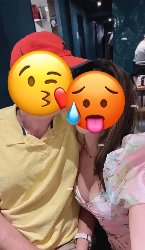 [43/36] [MF4MF][SoCal] Married couple looking for two or more couples for Valentine’s Day weekend. by oxtail123us