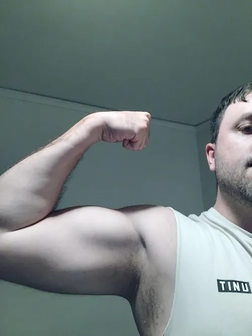 43cm - lets get bigger! by white_heat85