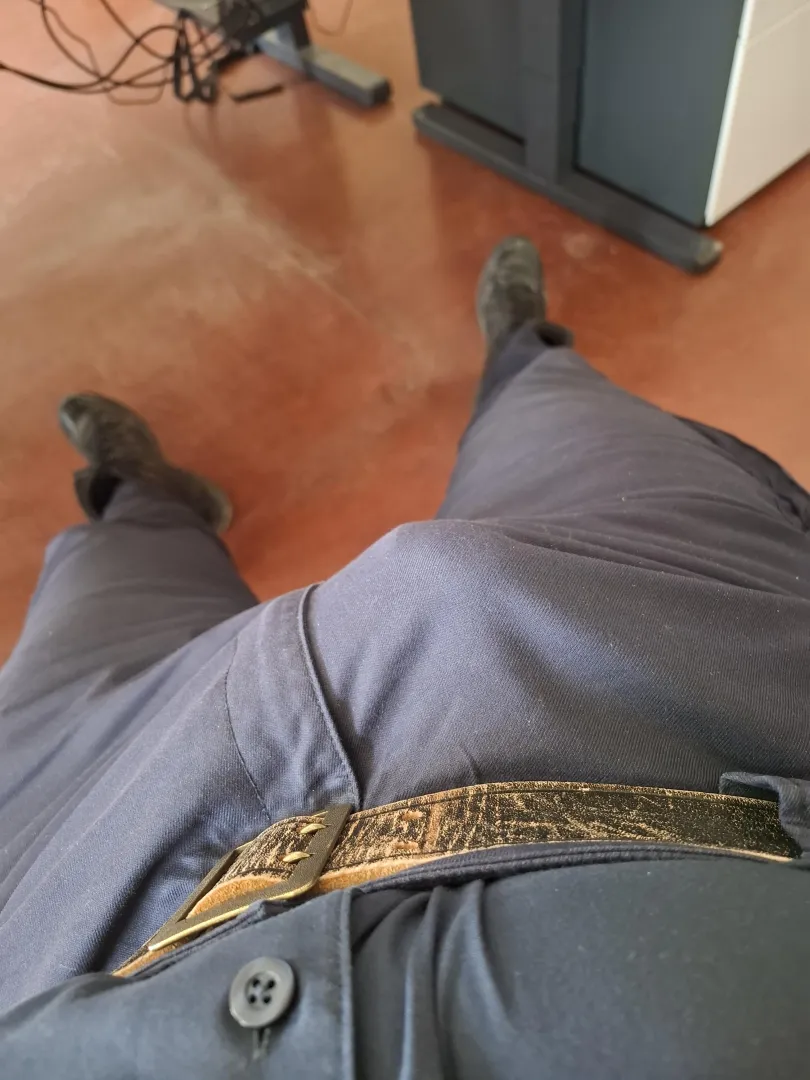 (44) fucking horny in office posted by thebigsmooth4321