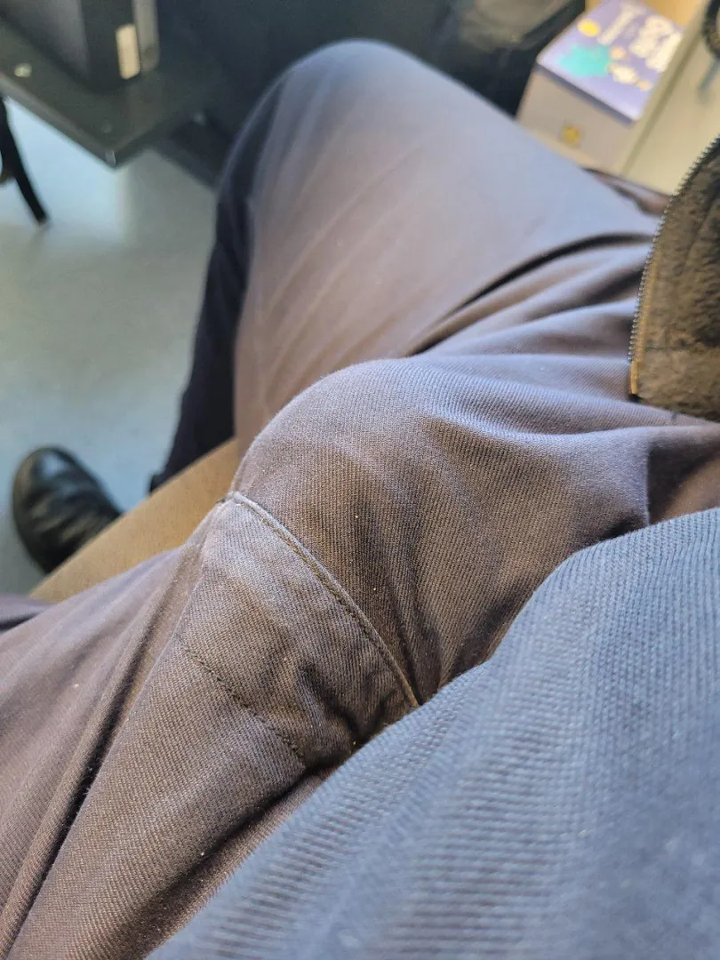 (44) Just a few minutes before my shift starts, alone in the office...it would be so great if a woman, or even better, a female colleague, came in. posted by pureanddiscret