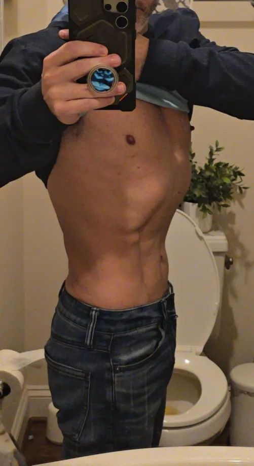 44 [M4M] #New Market - Looking for a hung young stud to come get head and maybe top me. Cum and go. No games. I host by Purple-Wolf-8356