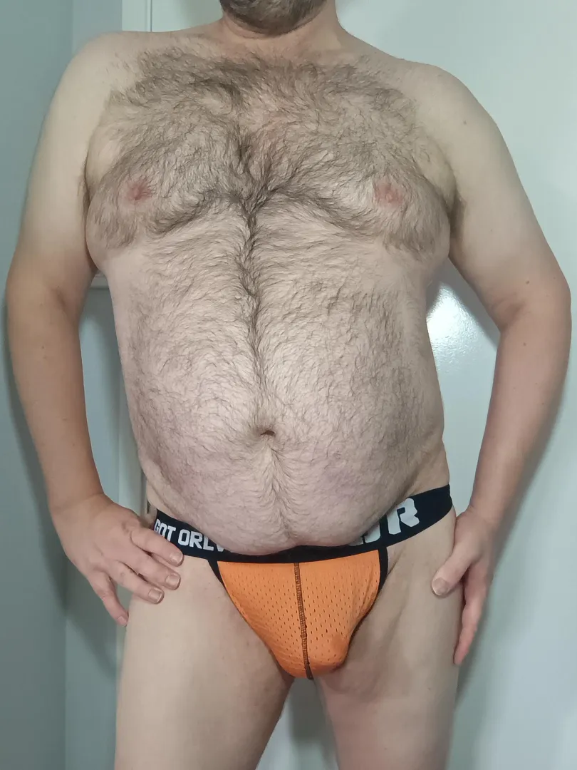 44M Hi guys  posted by th1rstyb0y