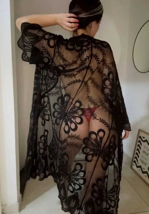 46F married, and wet just thinking about getting bent over by caramelconfidence